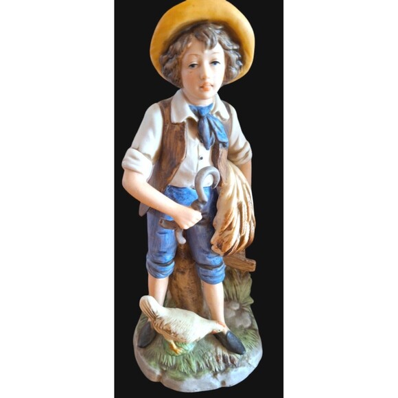 LOT Homco Figurines Harvest Farm Boy Girl With Vegetables Boy With Chicken - Picture 2 of 13